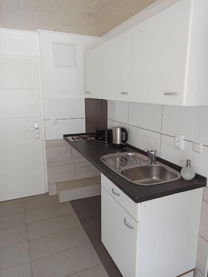 Apartments Zum Stillen Winkel Niederbreitbach Eksteriør billede