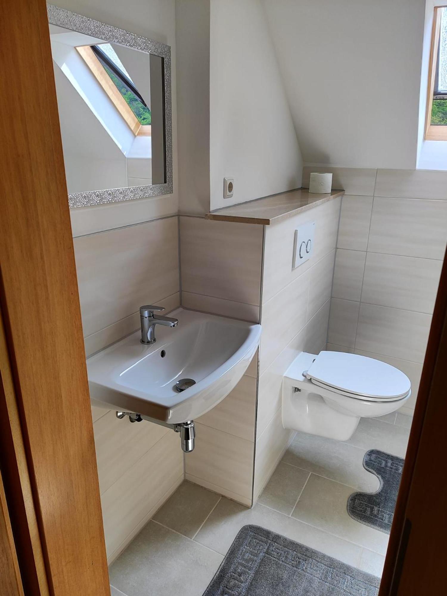 Apartments Zum Stillen Winkel Niederbreitbach Eksteriør billede